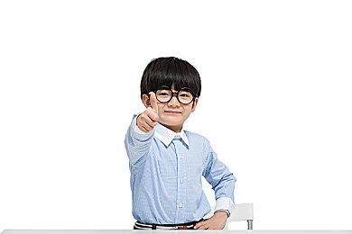 《战争机器4》原本计划开发成第一人称射击游戏